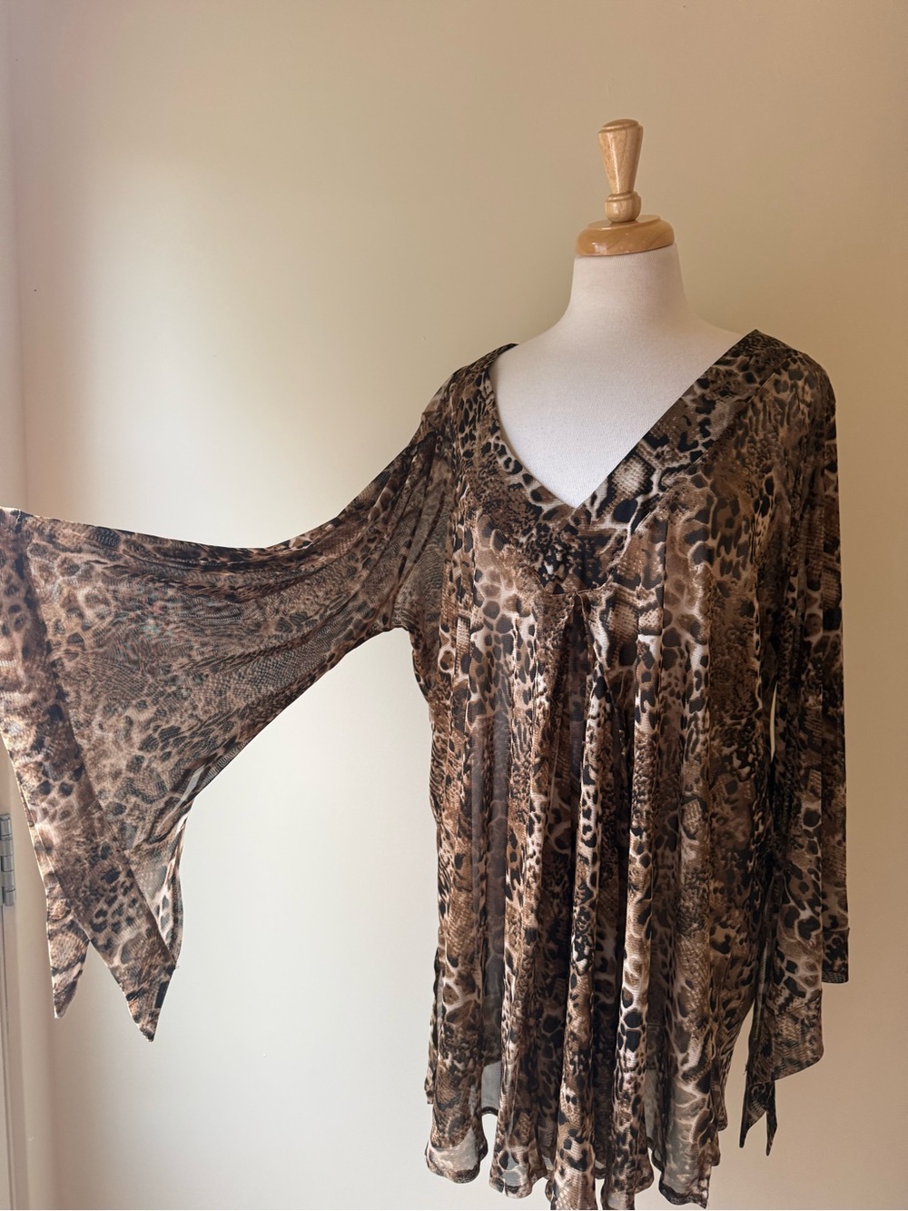 Forcynthia Y2K Leopard Snake Print Mesh Bell Sleeve Tunic Cover Up